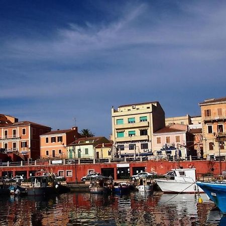 Bed and Breakfast Le Scalette La Maddalena  Exterior foto